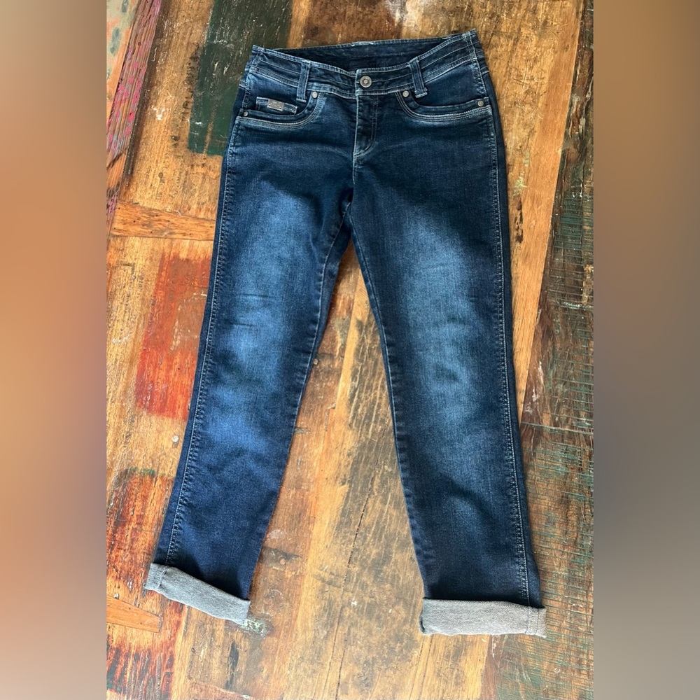 Kuhl jeans brand new without tags 4 short